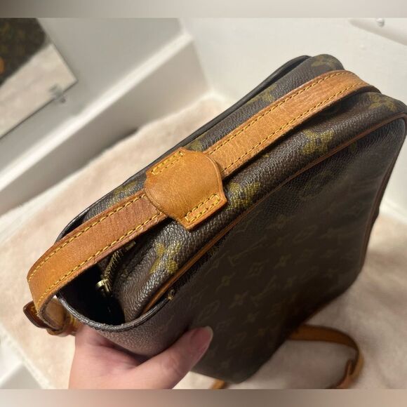 Louis Vuitton Saint Germain 24 monogram - Picture 14 of 17